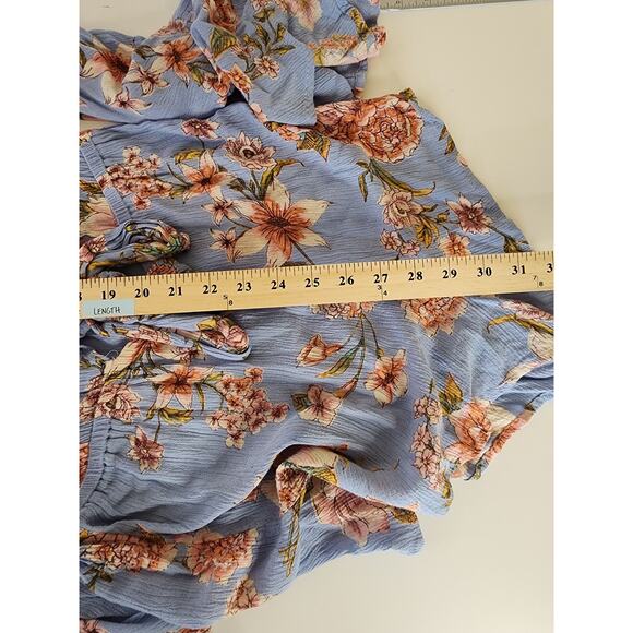 BILLABONG Sky Blue Floral Bell Sleeve Tie Front Romper SZ M - Picture 8 of 9